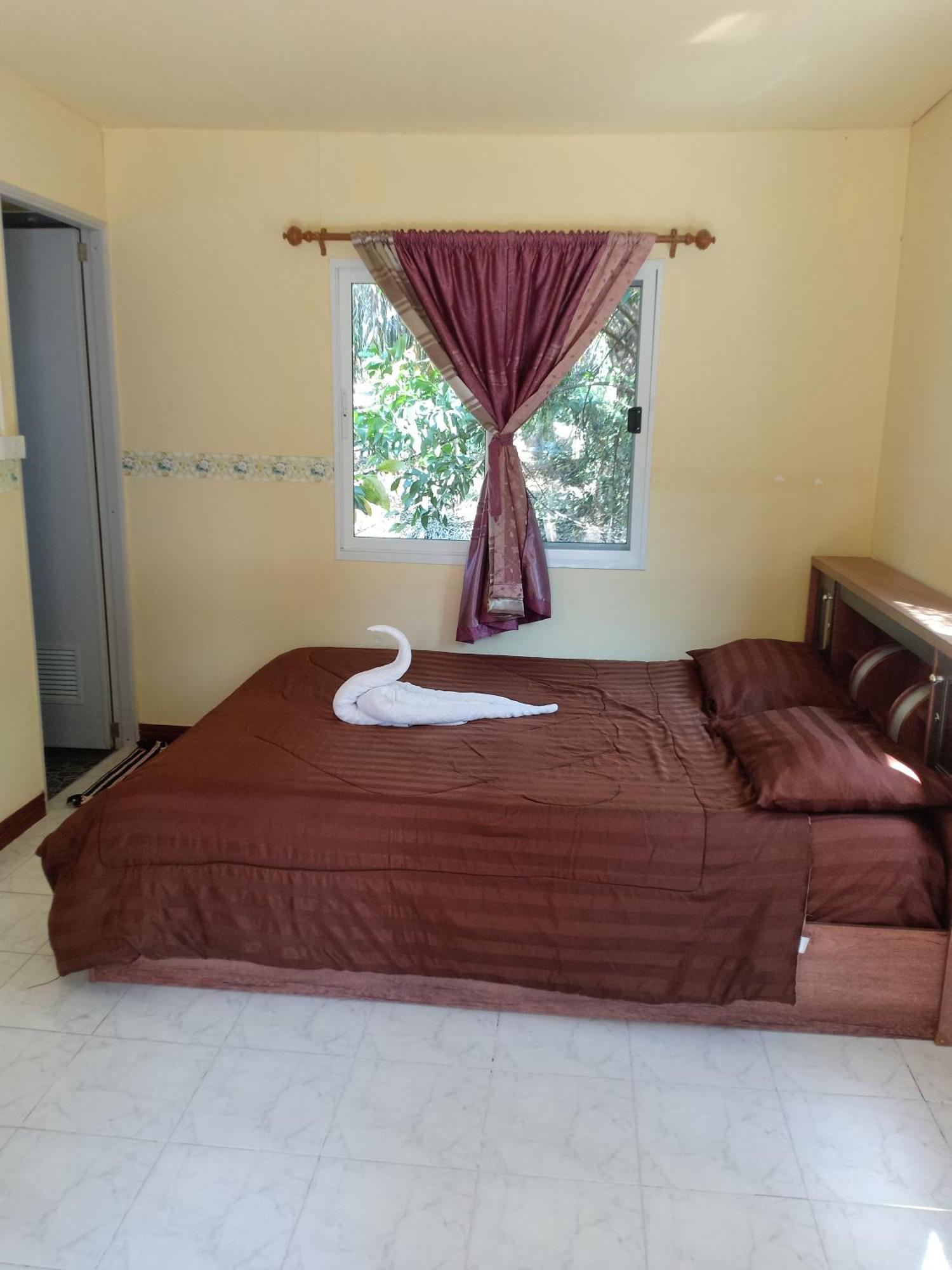 Win Gray Homestay Resort Pathiu Phòng bức ảnh